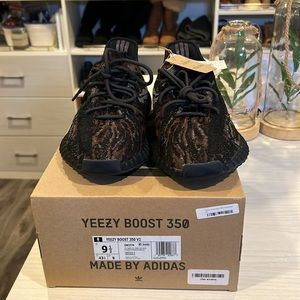 Brand new Yeezy boost, 350 size 9 1/2 black and brown
